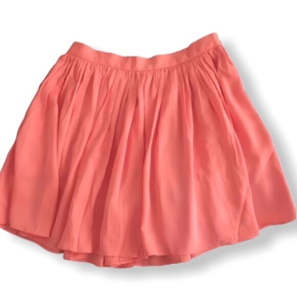 Milly SZ 26 Pleated Dress Shorts - Picture 1 of 3